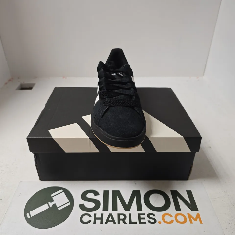 BOXED PAIR OF ADIDAS GRAND COURT BASE 00S TRAINERS IN BLACK - UK 9