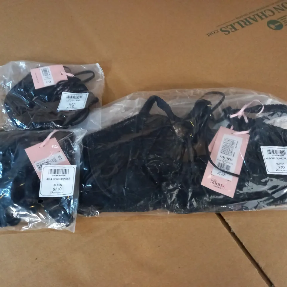 BOUX AVENUE AILA LINGERIE SET INCLUDES LEG HARNESS 8/10, G-STRING 10 AND BRA 32D