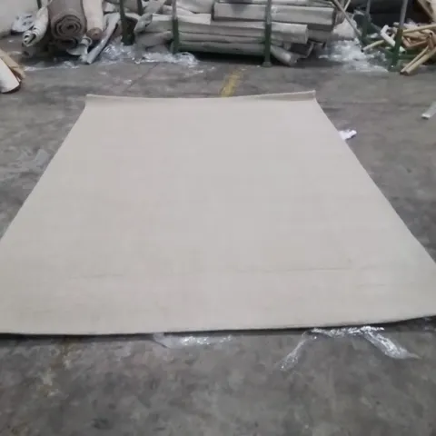 QUALITY DESIGNER AREA RUG - APPROXIMATELY 297x202