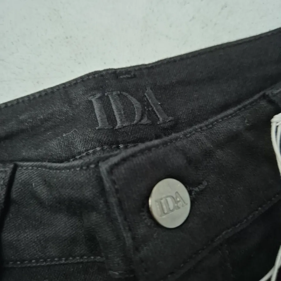 DONNA IDA HIGH TOP PATCH POCKET BOOTCUT JEANS – BLACK, UK 25