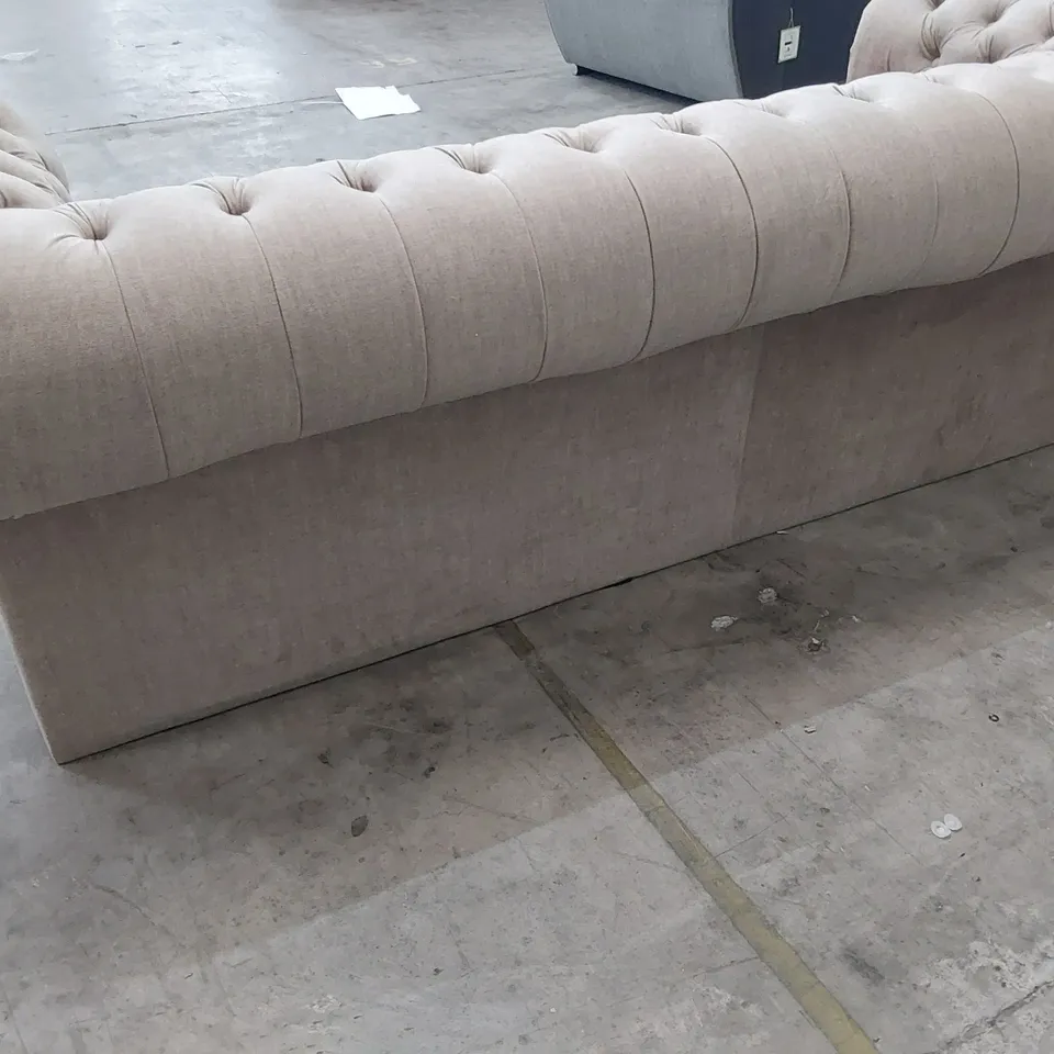 DESIGNER THREE SEATER CHESTERFIELD SOFA PLUSH FAWN FABRIC 