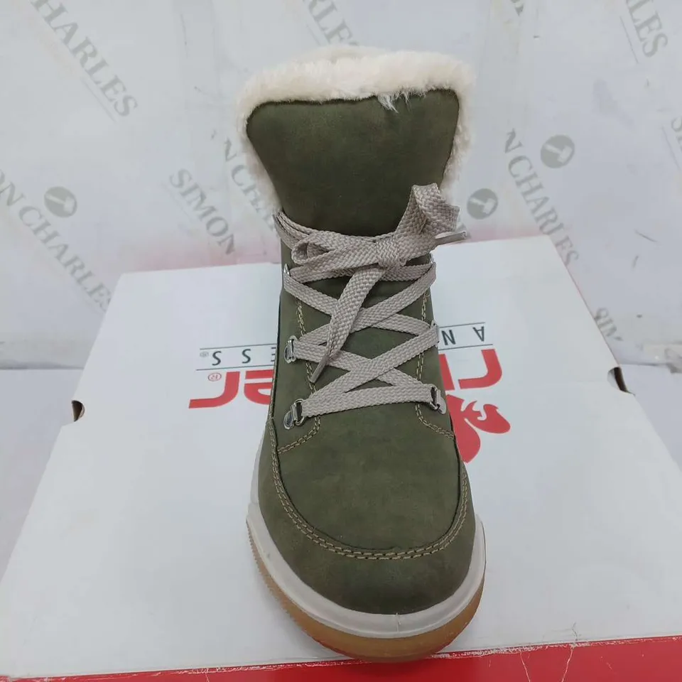 BOXED PAIR OF RIEKER WATER RESISTANT WARM LINED HIKING BOOTS IN KHAKI - SIZE 39