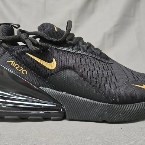 BOXED PAIR OF NIKE AIR MAX 270 SHOES IN BLACK/GOLD UK SIZE 6