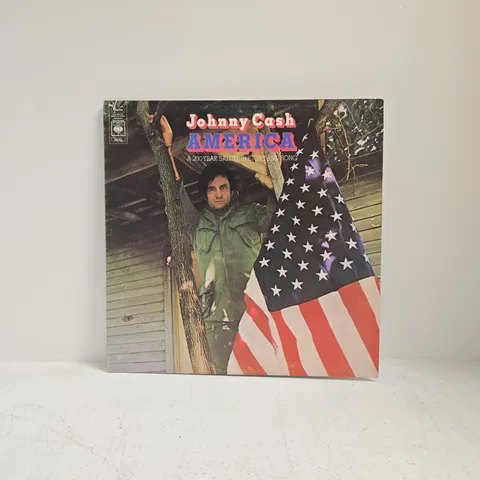 JOHNNY CASH AMERICA VINYL