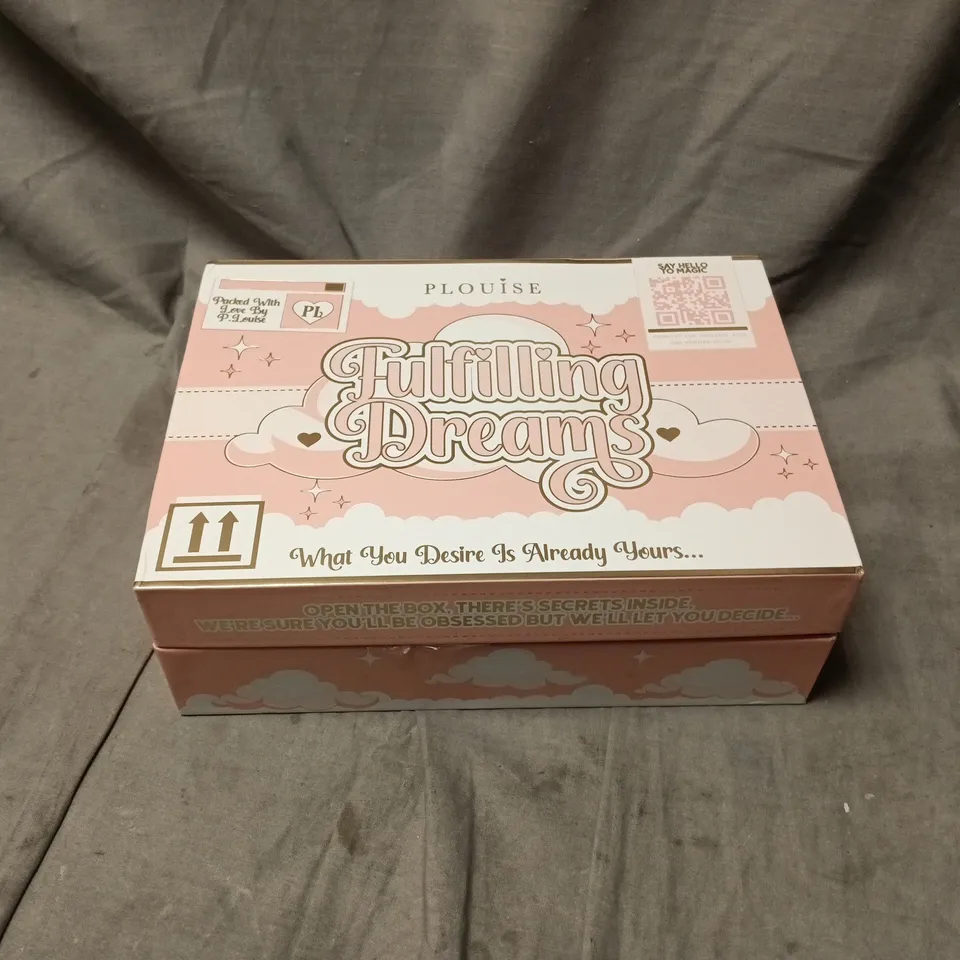 BOXED PLOUISE FULFILLING DREAMS BOXSET WITH MIRROR