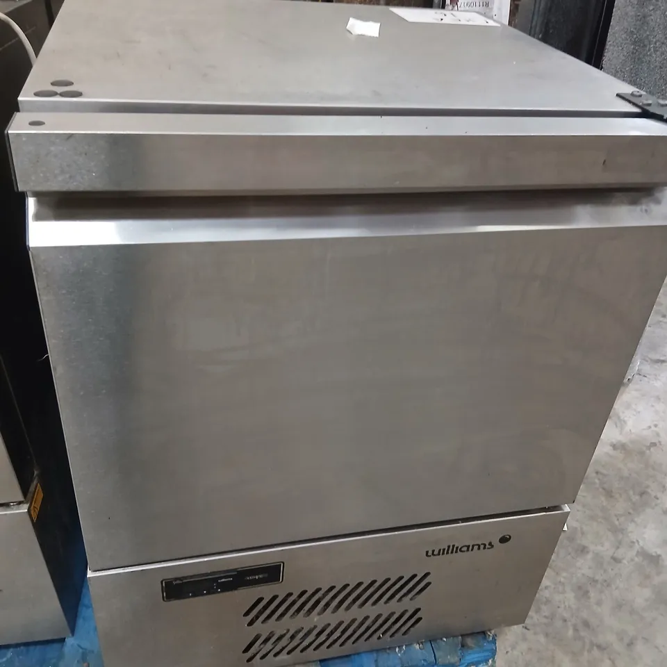 WILLIAMS COMMERCIAL REFRIGERATOR – MODEL H5UC R290 R290 R1, 240V, 50HZ, 1 PHASE