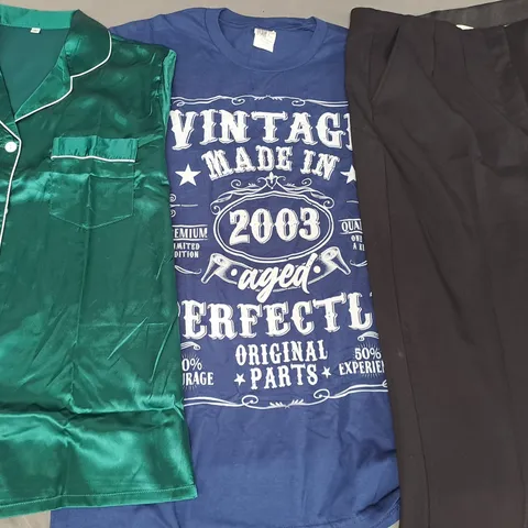 BOX OF APPROXIMATELY 20 ASSORTED CLOTHING AND FASHION ITEMS IN VARIOUS STYLES AND SIZES TO INCLUDE H&M, ETC