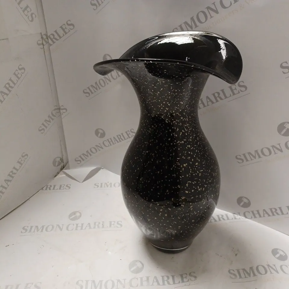 BIBA FAN GLITTER VASE
