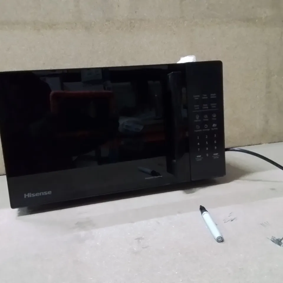 HISENSE MICROWAVE BLACK