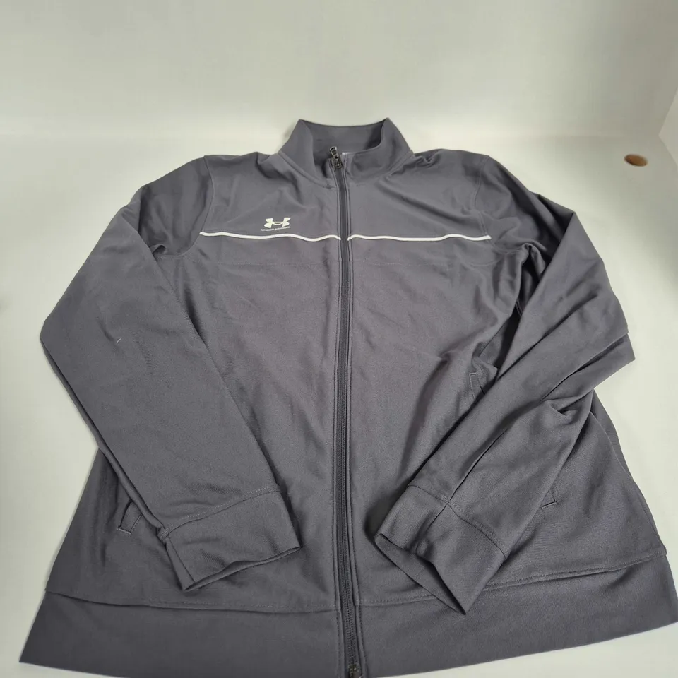 UNDER ARMOUR LIGHT GREY TRACK JACKET SIZE M 