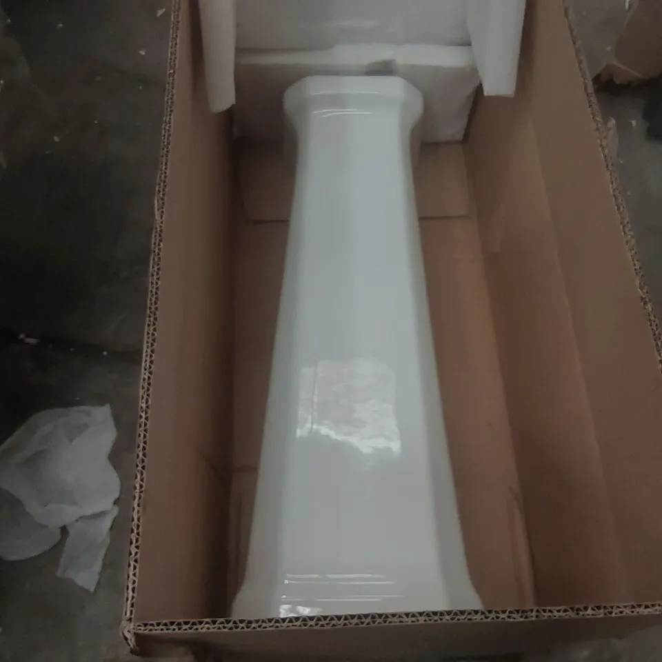 BOXED TRADITIONAL PEDESTAL