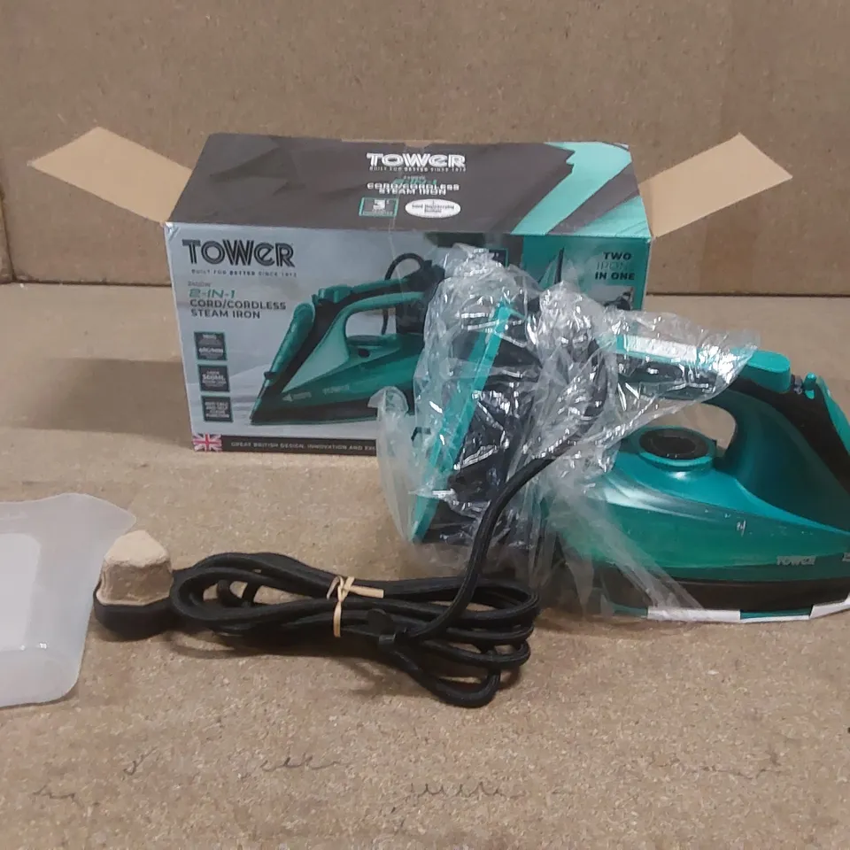 BOXED TOWER 2400W 2-IN-1 STEAM IRON
