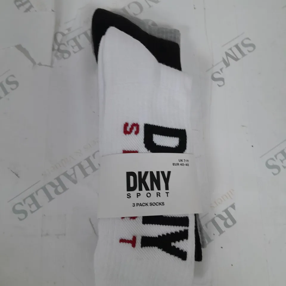 DKNY SPORTS 3 PACK SOCKS SIZE 7-11