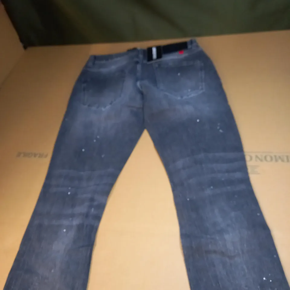 MENS LORENZO VERATTI JEANS SIZE 32