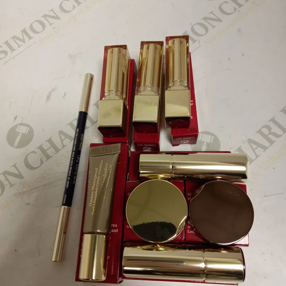 LOT OF APPROX 9 TO INCLUDE CLARINS IRIDESCENT EYESHADOW , CLARINS LIPSTICK , ETC