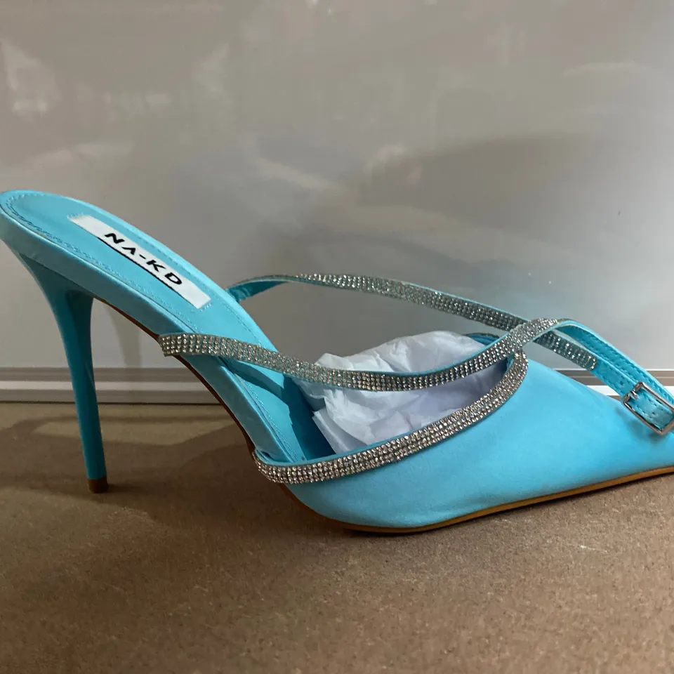 PAIR OF NAKD BLUE HEELS SIZE 37