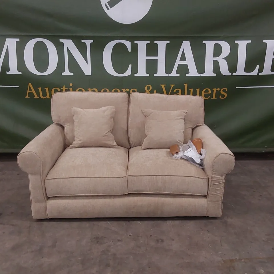 QUALITY DESIGNER WILLIAM FABRIC UPHOLSTERED 2 SEATER SOFA