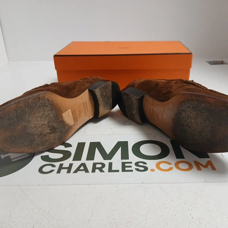 HERMÈS BROWN SUEDE HORSEBIT LOAFERS – UK 5 (EU 38)