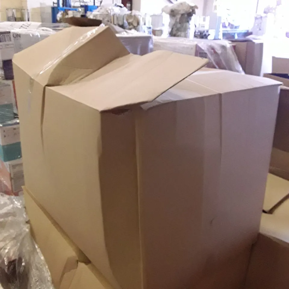 BOX OF ASSORTED ELECTRONIC PRODUCTS INCLUDING HP DESKJET, CANON PIXMA PRINTER, BLUETOOTH RADIOS, KEYBOARD