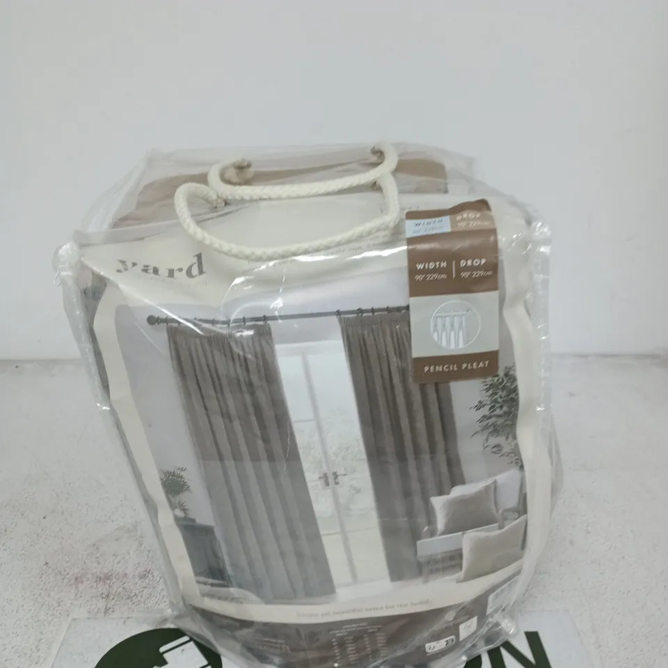 YARD CURTAINS – PENCIL PLEAT, WIDTH 90", DROP 90"