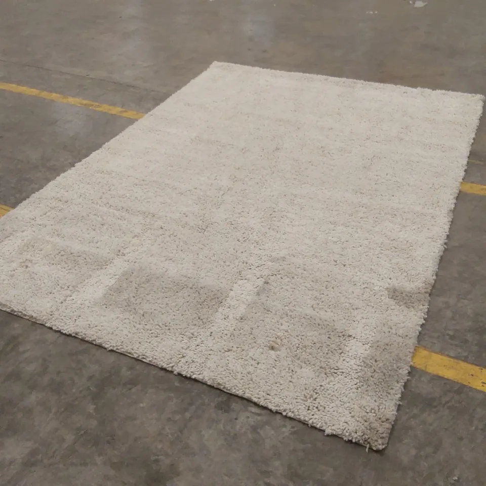 QUALITY DESIGNER AREA RUG - APPROXIMATELY 275 x 200cm