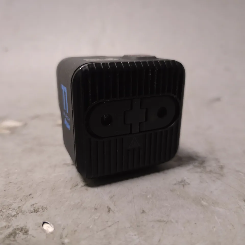 GOPRO 11 BLACK MINI ACTION CAMERA 