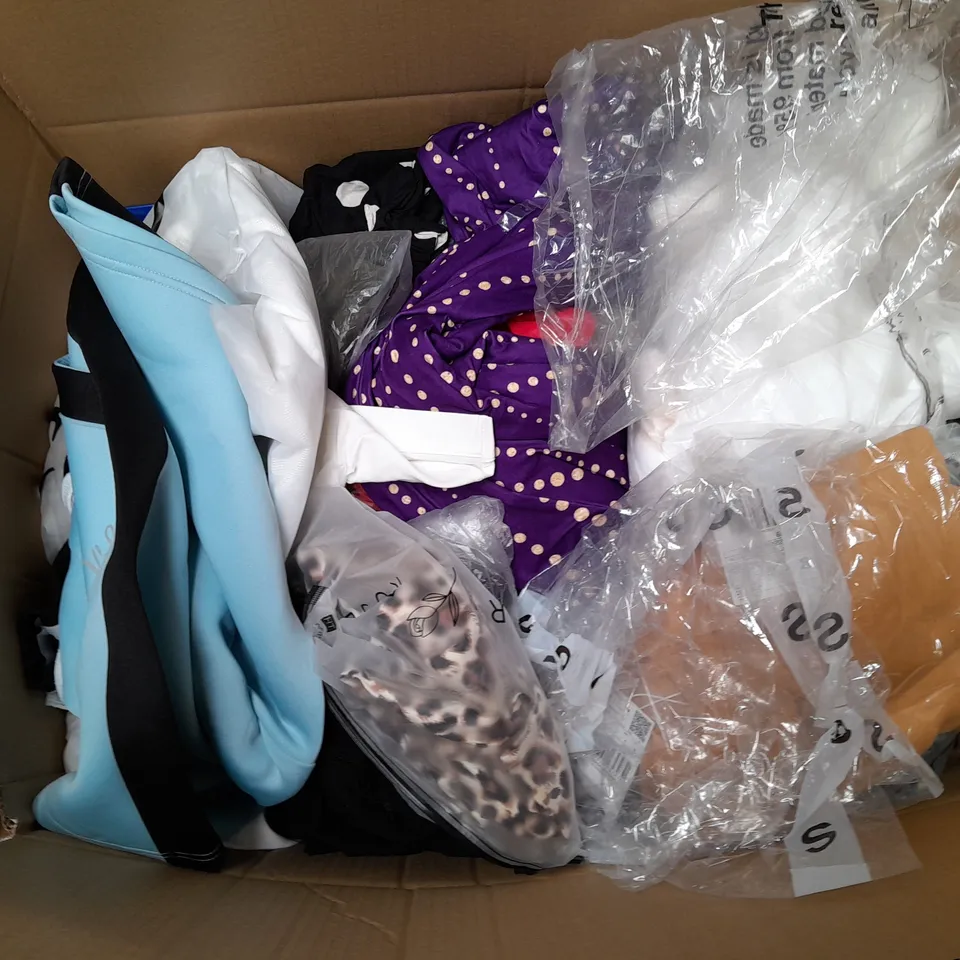 BOX OF APPROXIMATELY 25 ASSORTED CLOTHING ITEMS TO INCLUDE -  SHORTS , BOXERS , TROUSERS ETC