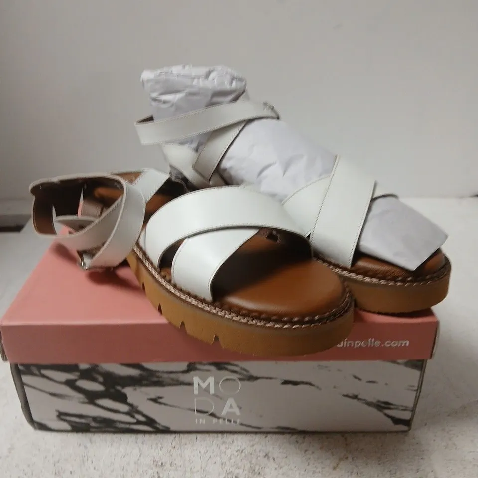 MODA IN PELLE JETTA WHITE LEATHER SANDALS – UK7
