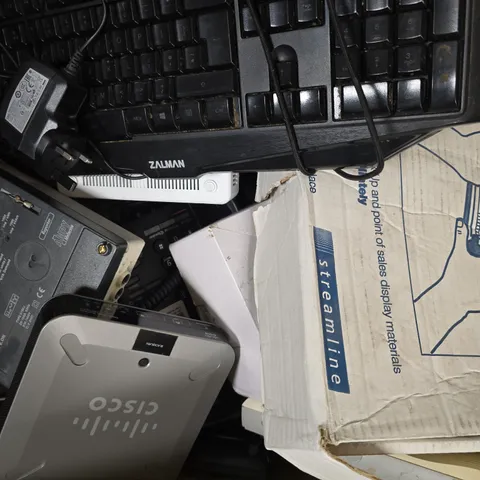 BOX OF APPROXIMATELY 20 ASSORTED ELECTRICAL ITEMS TO INCLUDE LANDLINE TELEPHONE, KEYBOARD, ROUTER, ETC - COLLECTION ONLY