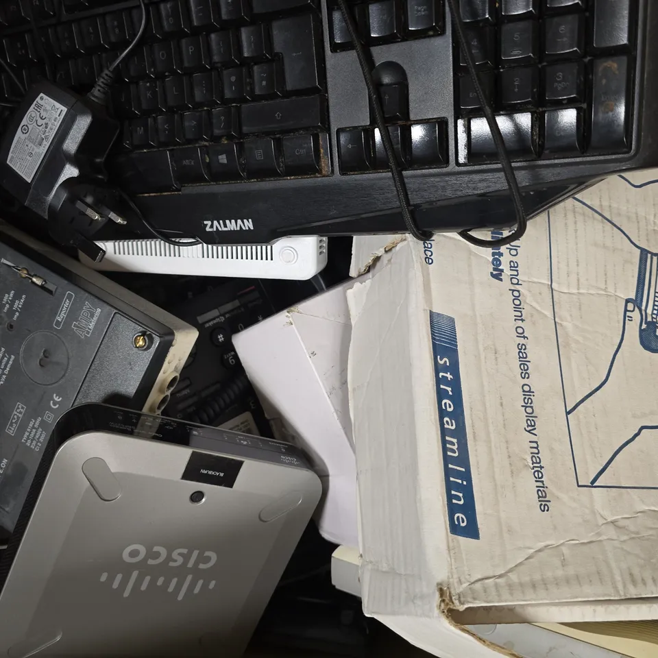 BOX OF APPROXIMATELY 20 ASSORTED ELECTRICAL ITEMS TO INCLUDE LANDLINE TELEPHONE, KEYBOARD, ROUTER, ETC - COLLECTION ONLY