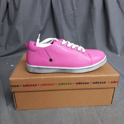 BOXED ADESSO CLAIRE TRAINER FUCHSIA SIZE 3