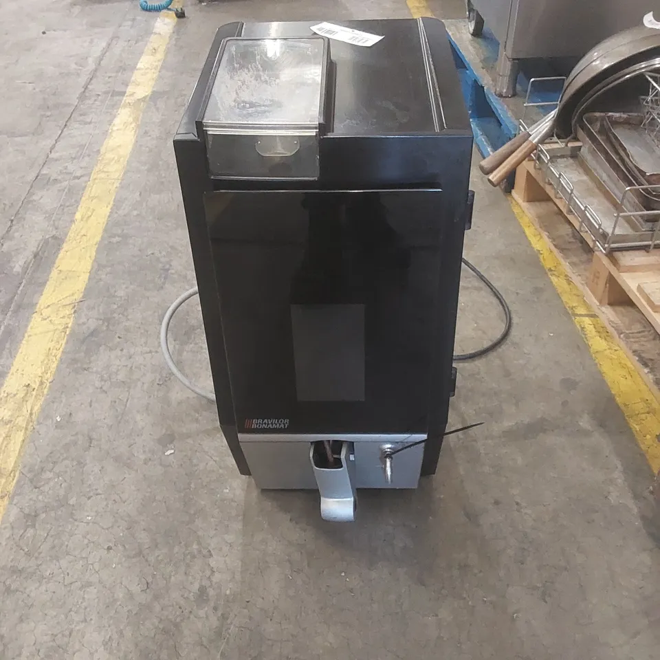 BRAVILOR BONOMAT COMMERCIAL BEAN TO CUP COFFEE MACHINE