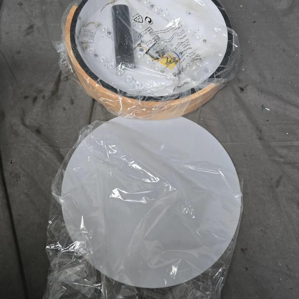 WOOD DESIGN CEILING LIGHT (C987615-T50)