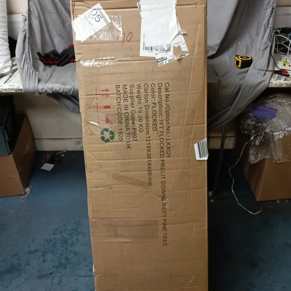 BOXED 7FT FLOCKED PRELIT DOWNSWEPT PINE EFFECT TREE 