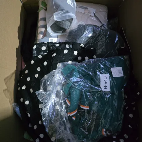 LARGE BOX OF APPROXIMATELY 25 ASSORTED CLOTHING ITEMS IN VARIOUS COLOURS, STYLES AND SIZES - COLLECTION ONLY