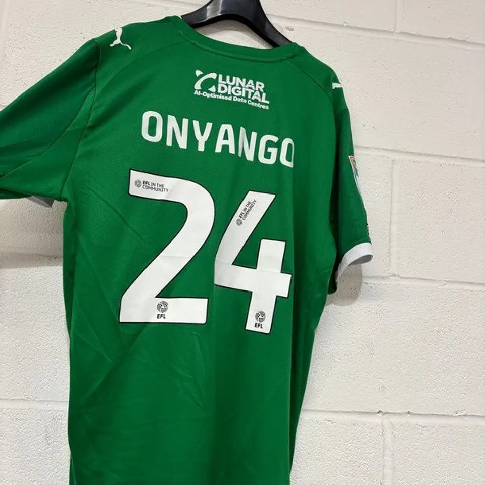 STOCKPORT COUNTY F.C VERTU CUP MATCH WORN THIRD KIT IN GREEN - UK XL / TYLER ONYANGO #24