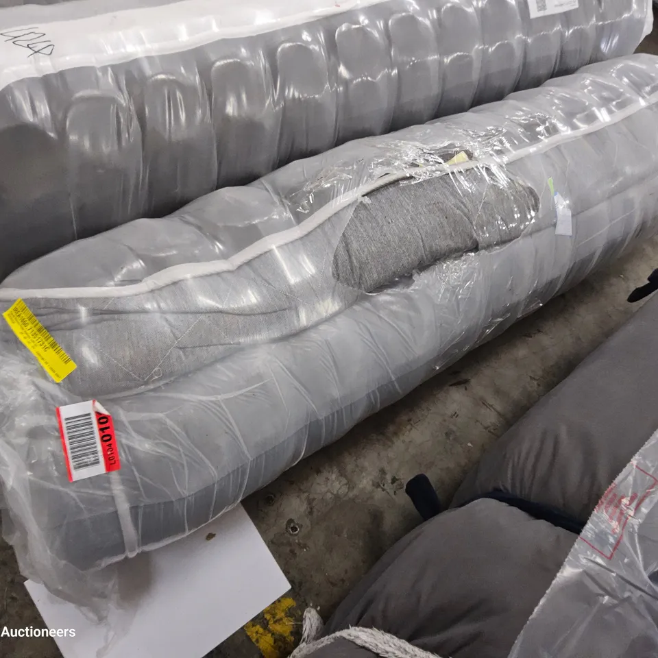 QUALITY BAGGED 4'6" DOUBLE MEMORY FOAM HYBRID OPEN COIL SPRUNG MATTRESS 