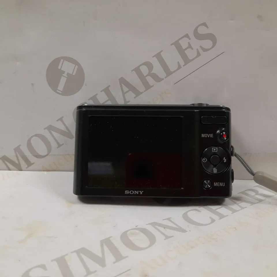 SONY CYBER-SHOT CAMERA IN BLACK