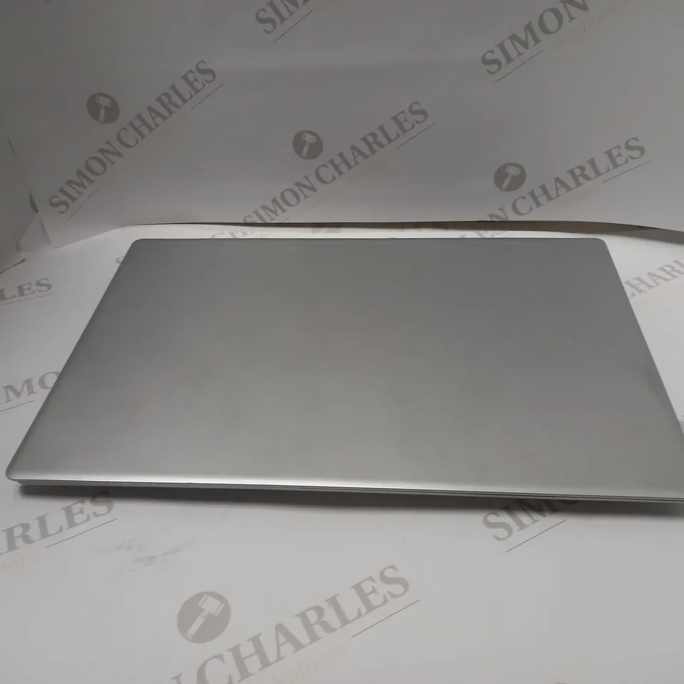 UNBRANDED 16" LAPTOP