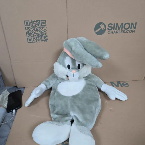 RABBIT PLUSHIE 