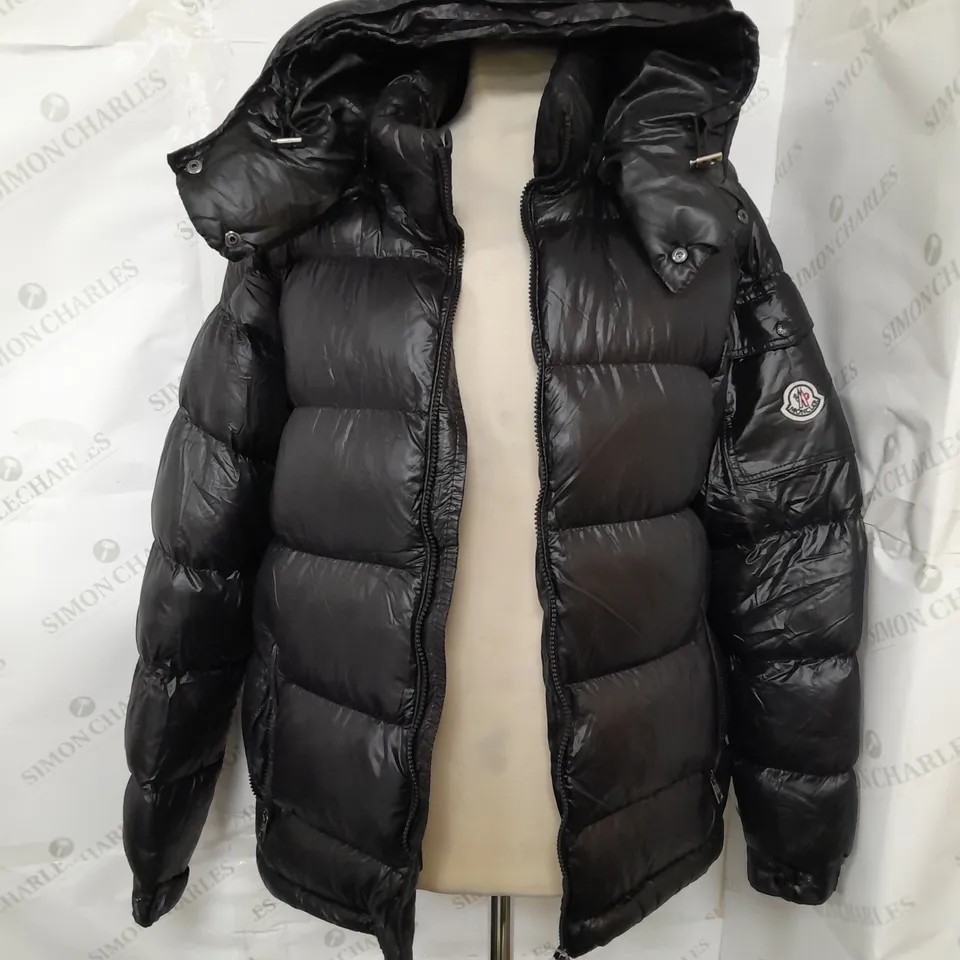 MONCLER MAYA SHORT DOWN JACKET IN BLACK - US SMALL