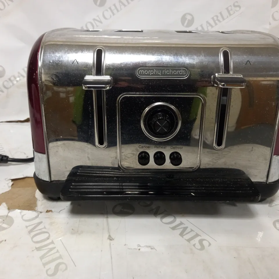 MORPHY RICHARDS VENTURE 4-SLICE TOASTER