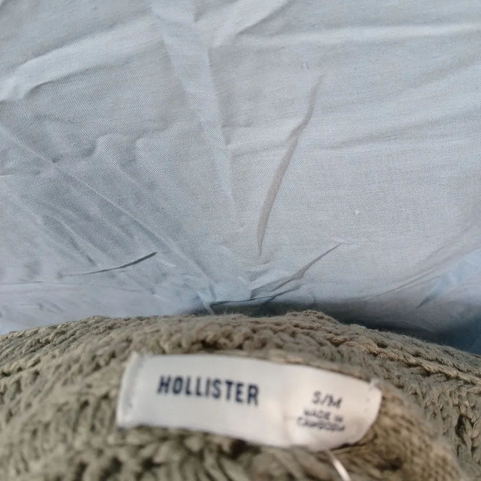HOLLISTER WOMEN'S CROCHET KNIT SHAWL WRAP – S/M, BEIGE