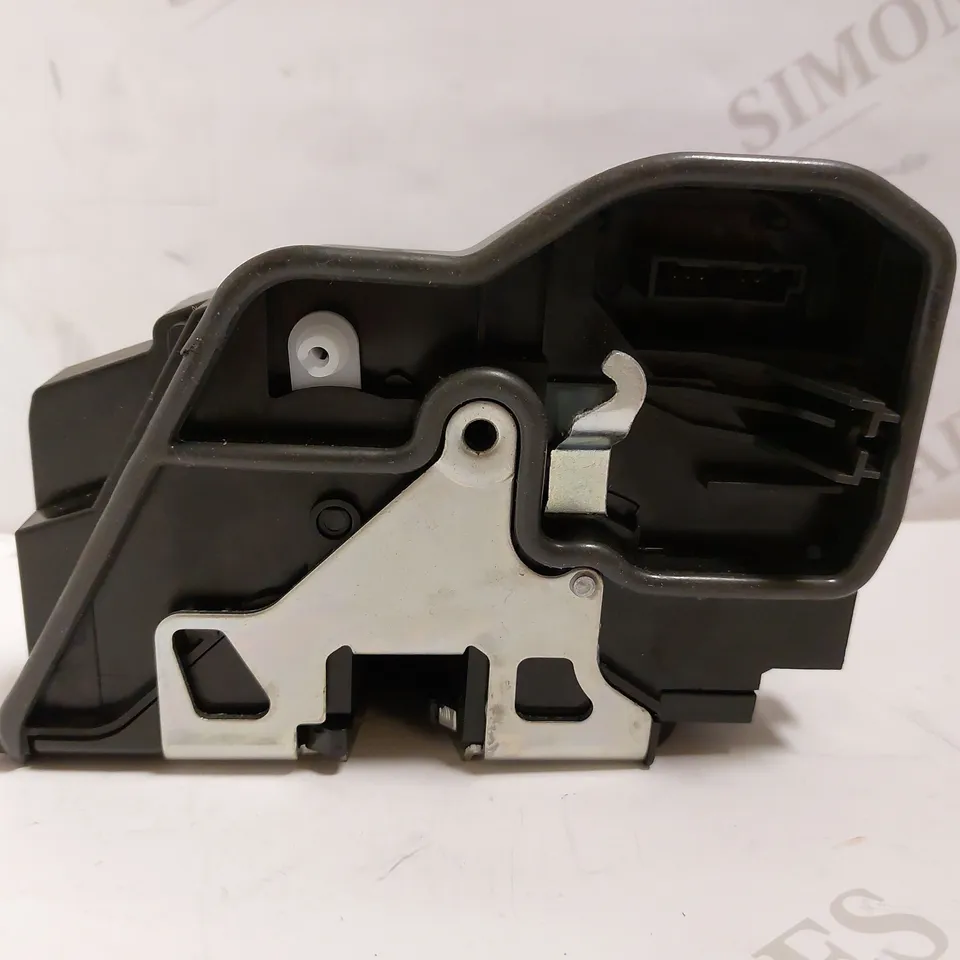 LEFT HAND SIDE DOOR LOCK ACTUATOR - MODEL UNKNOWN