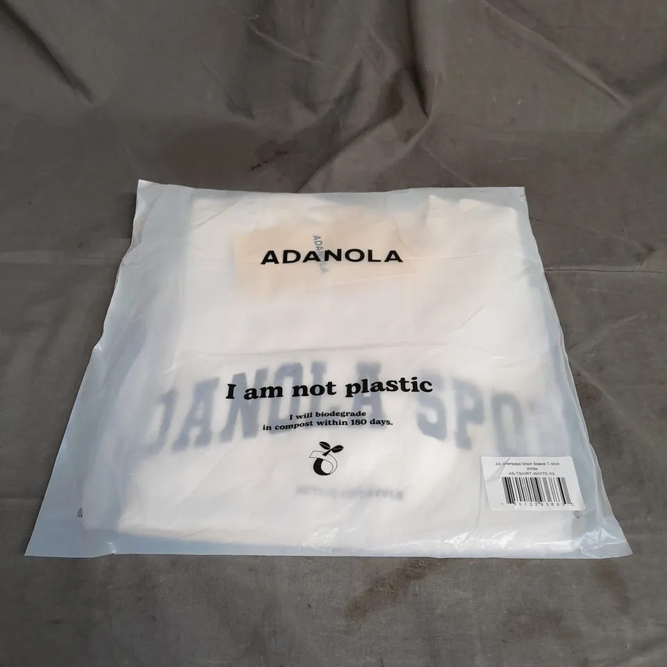 BAGGED ADANOLA SPORT OVERSIZED SHORT SLEEVE TSHIRT IN WHITE SIZE XS