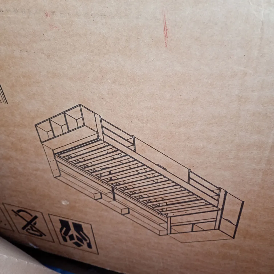PALLET OF ASSORTED HOUSEHOLD ITEMS TO INCLUDE FOLDING CHAIR, L-SHAPED DESK AND BED FRAME