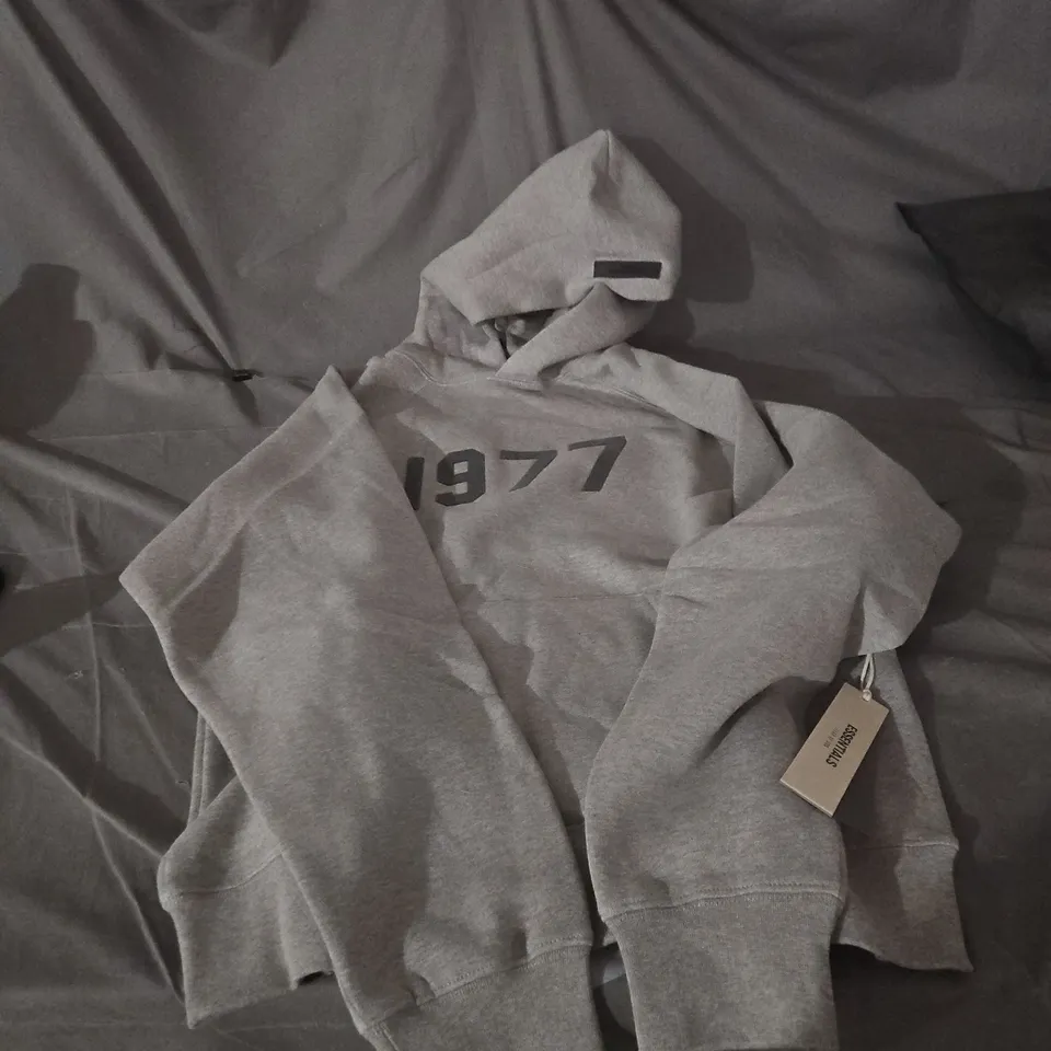 ESSENTIALS FEAR OF GOD GREY HOODIE SIZE SMALL