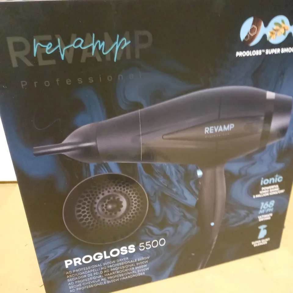 BOXED REVAMP PROGLOSS 5500 AC PROFESSIONAL 2400W DRYER