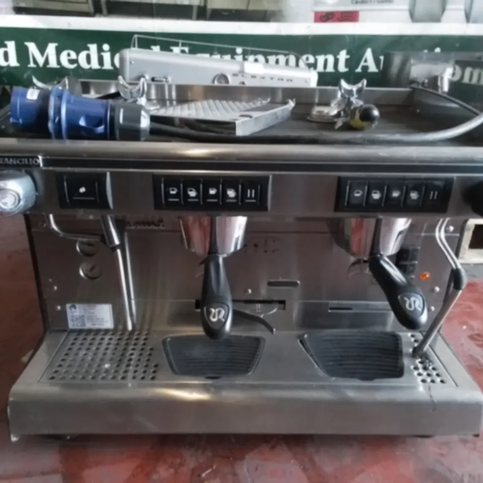 RANCILIO RAN7-2 COMMERCIAL 2 BARRISTA COFFEE MACHINE 