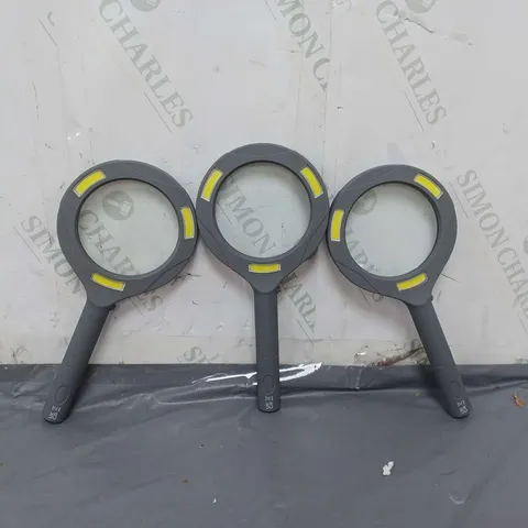 FLIPO SET OF 3 JUMBO COB LED MAGNIFIIERS BLACK